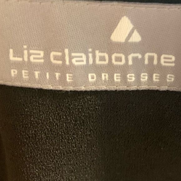 LIZ CLAIBORNE VINTAGE BLACK DRESS | 44” LENGTH | STUNNING  CONDITION | PETITE 6 - Picture 16 of 16
